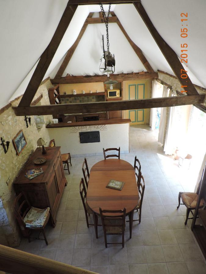 Gite De La Pouvellerie Fossemagne ภายนอก รูปภาพ